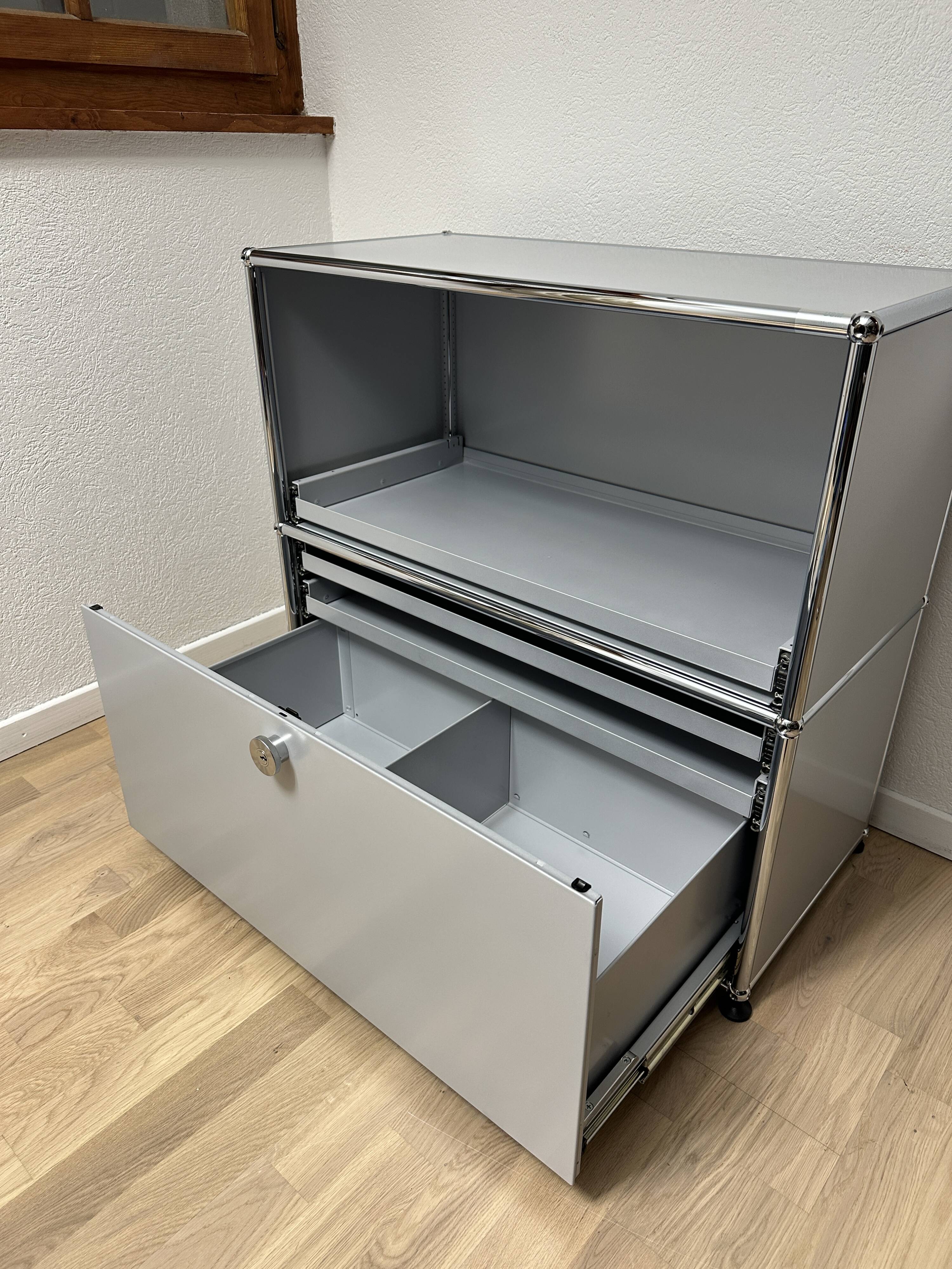 USM Haller chest of drawers in matt silver