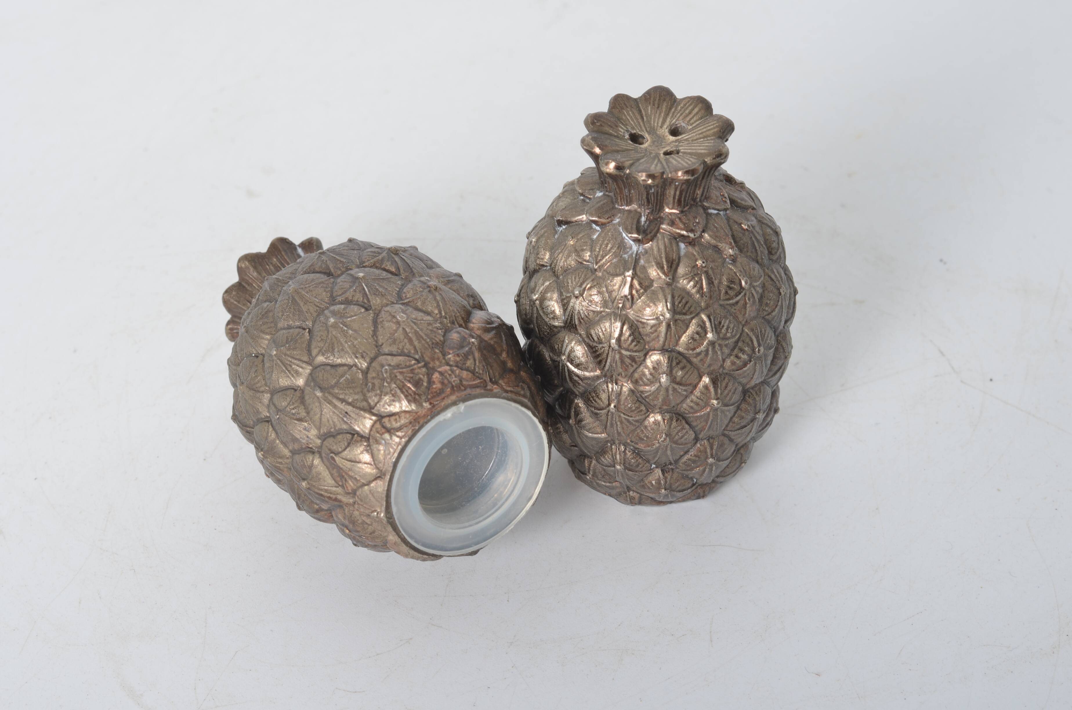 Mauro Manetti pineapple salt and pepper shaker