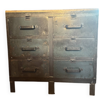 Commode industriel