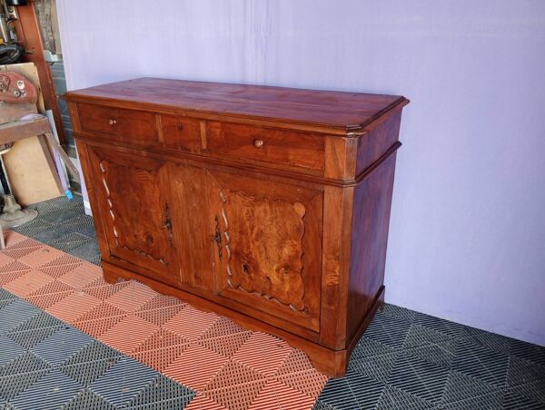 Buffet campagnard, buffet noyer 2 portes