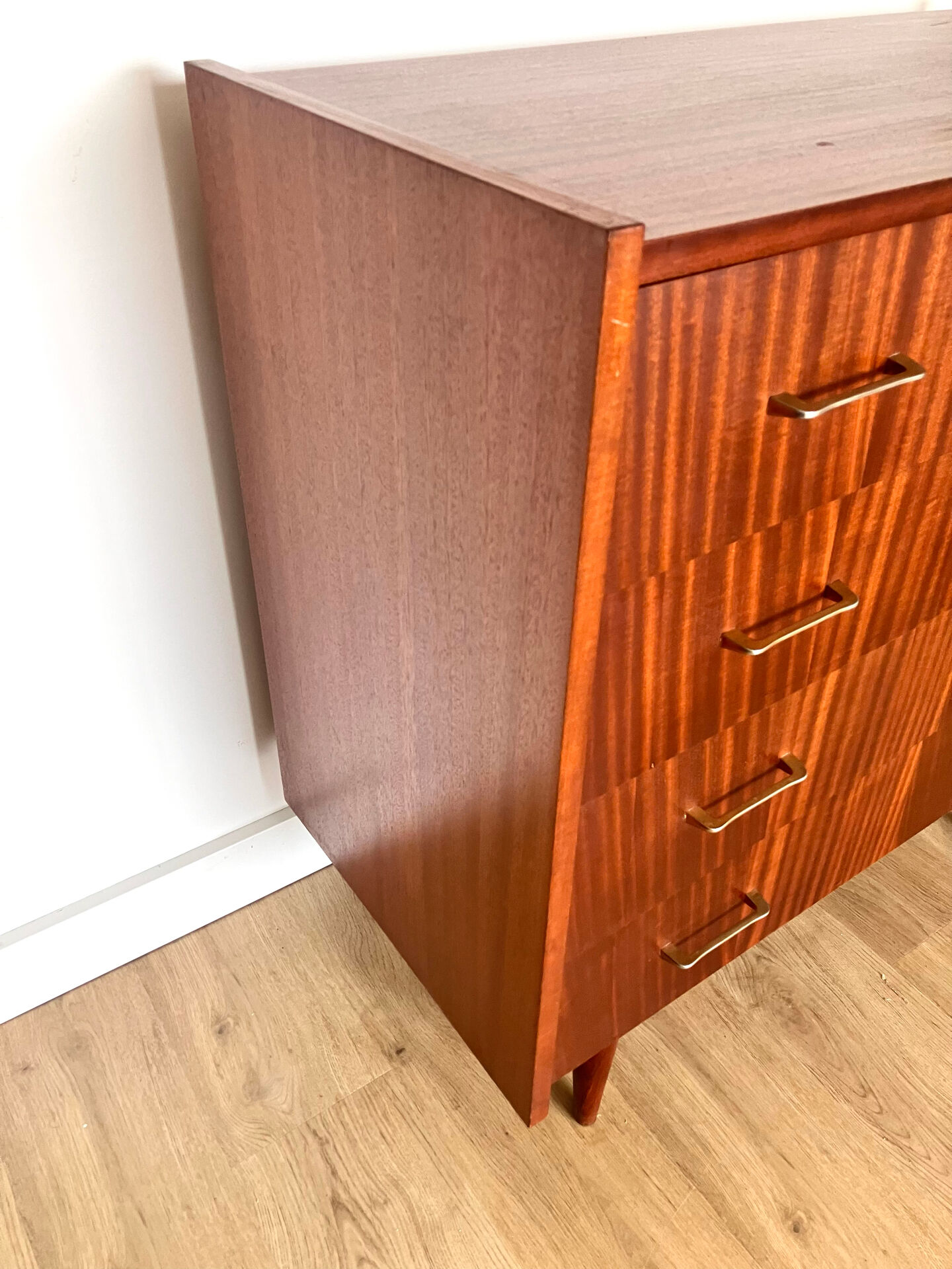Scandinavian commode with pencil legs