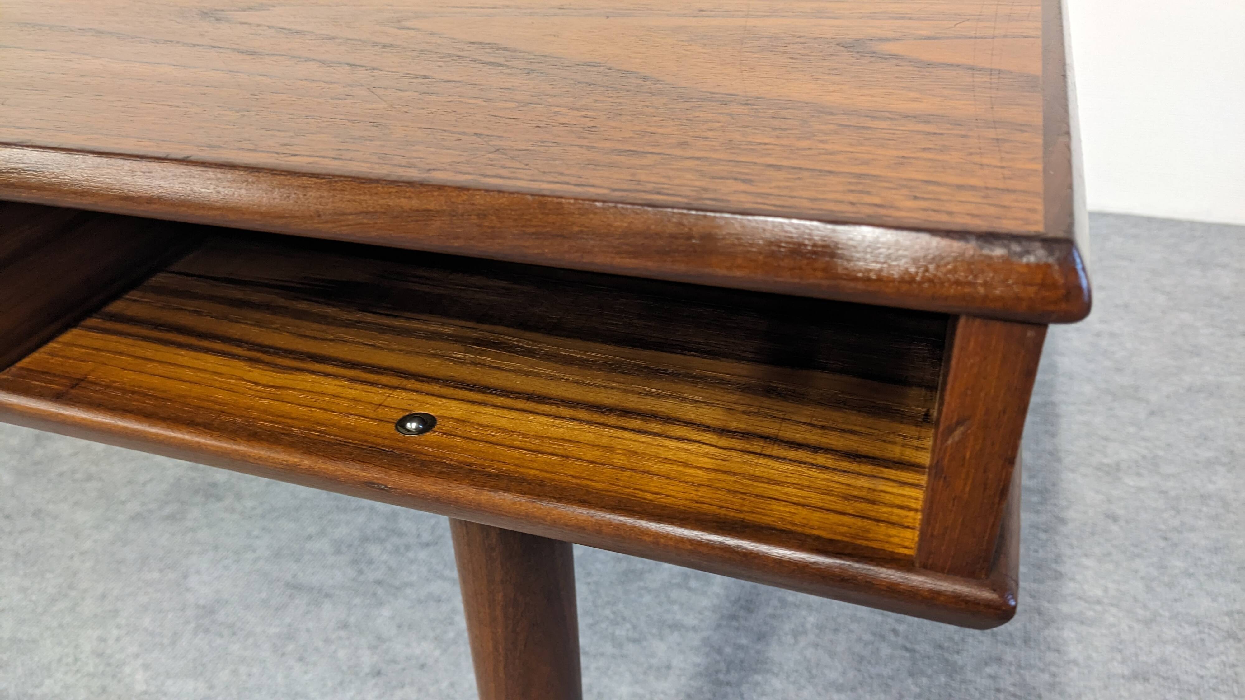 Modernist teak coffee table by Arne Vodder for Dyrlund, Denmark 1960.