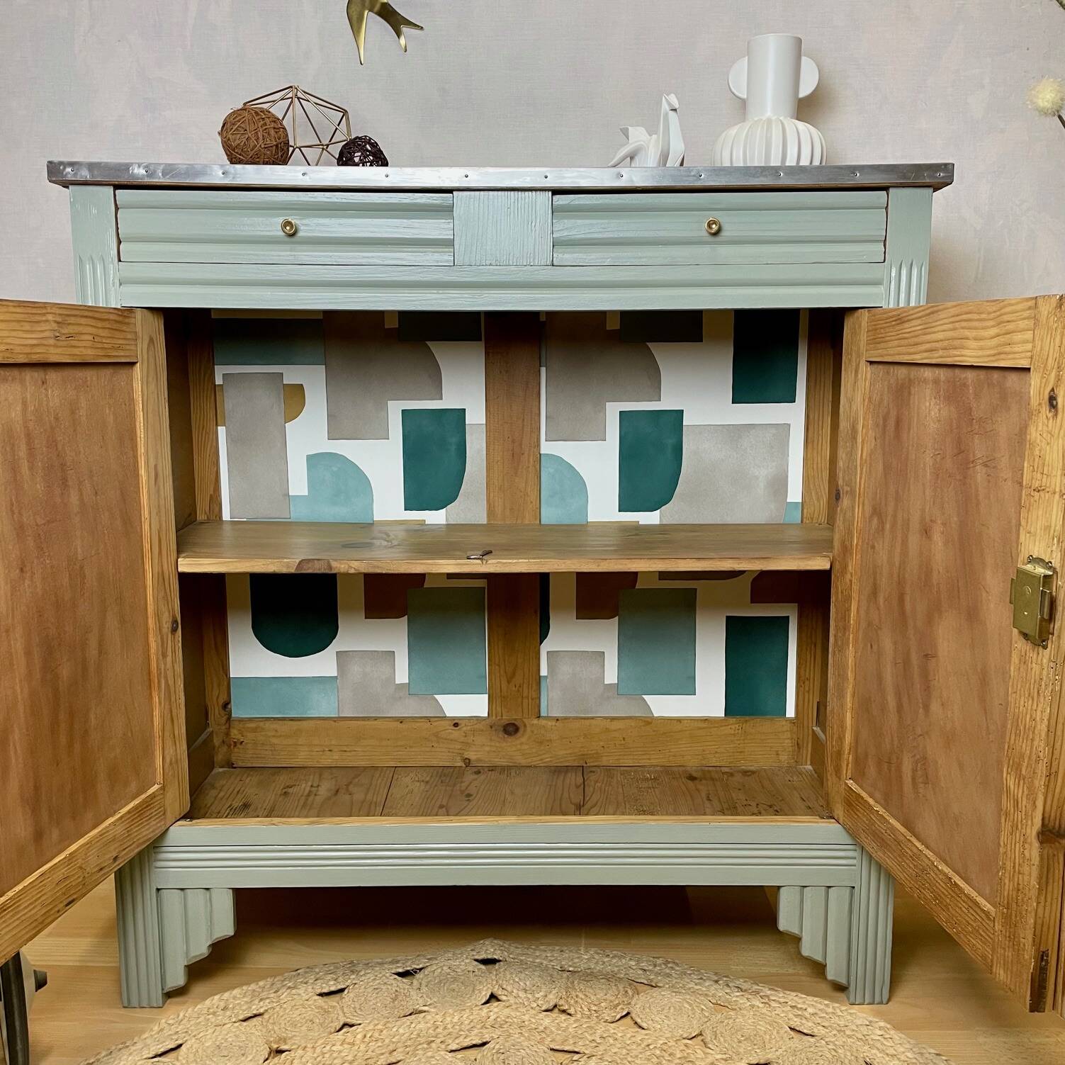 Vintage buffet