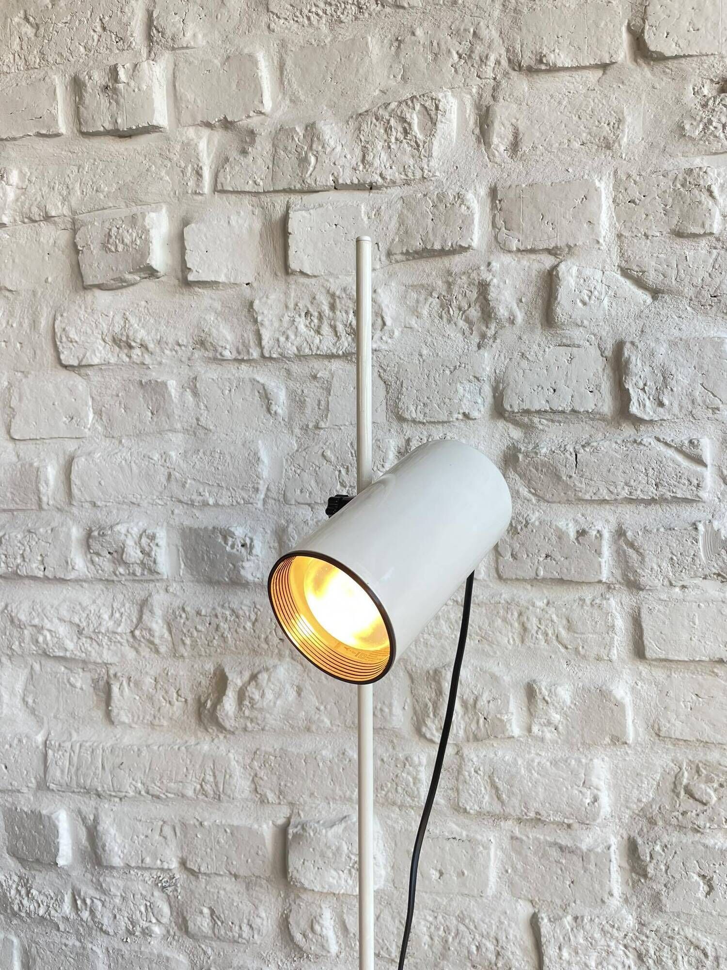 Floor lamp with a vintage tubular spot from the 70s/80s