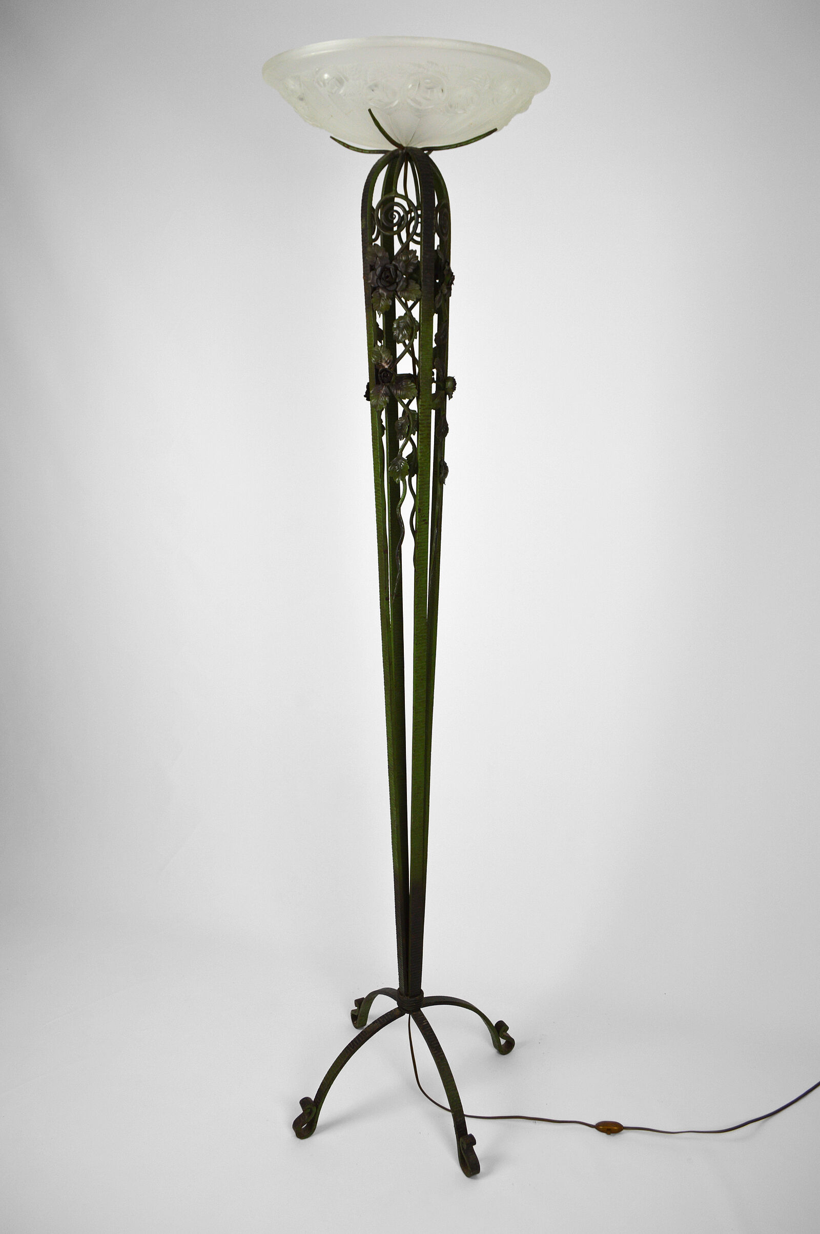 Art Deco floor lamp with wrought iron roses and green patina