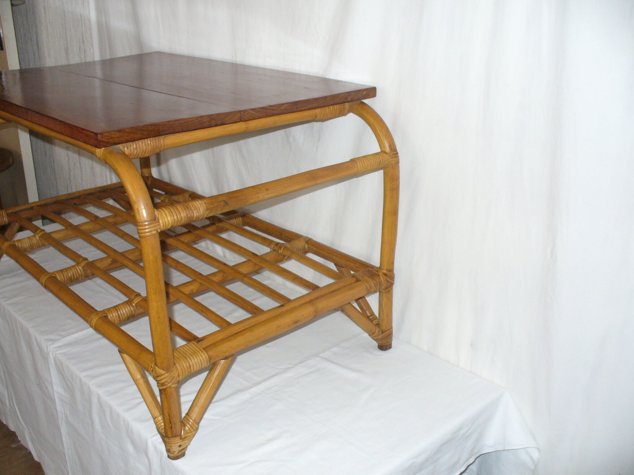 Bamboo coffee table rattan of the 1950s