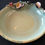 Paris ceramic dish with slip decoration, by Suzy Coste