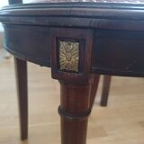 2 chaises anciennes de style classique en bois et ornements en bronze