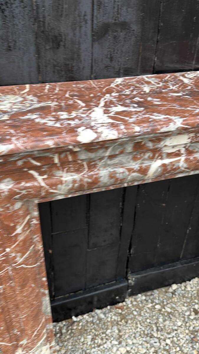 Louis XIV style fireplace in Rance marble, circa 1880.
