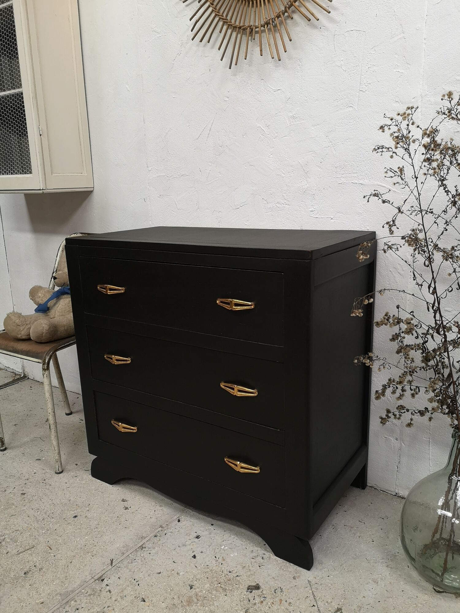 Vintage Parisian dresser 40 50 shabby patina