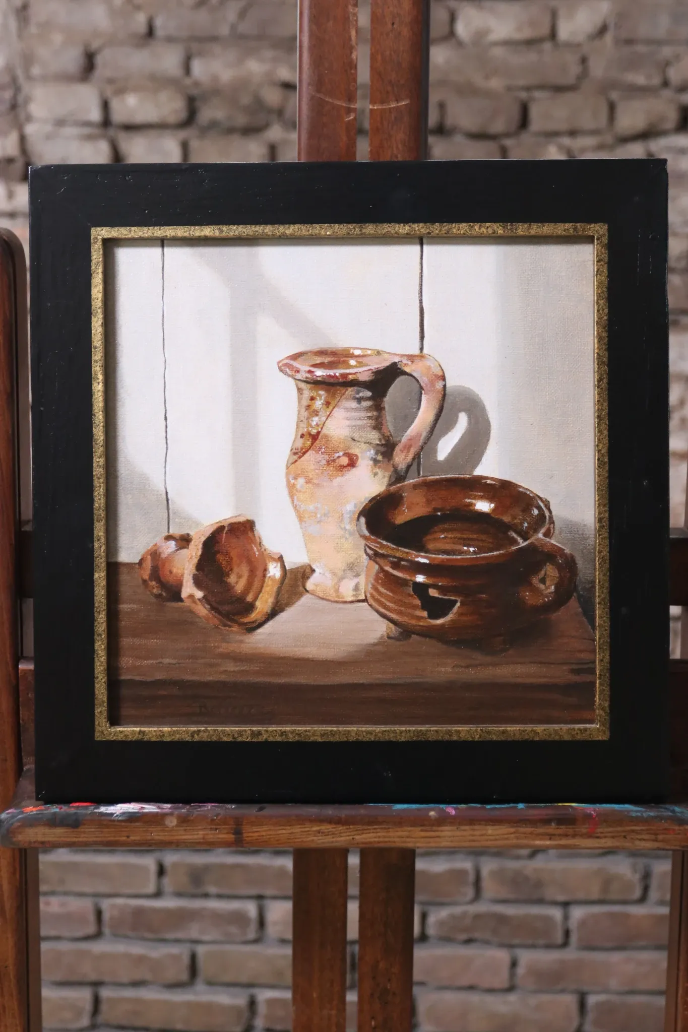 Still life with jug and brazier (finds) – Marjolein van den Berg, c. 2011