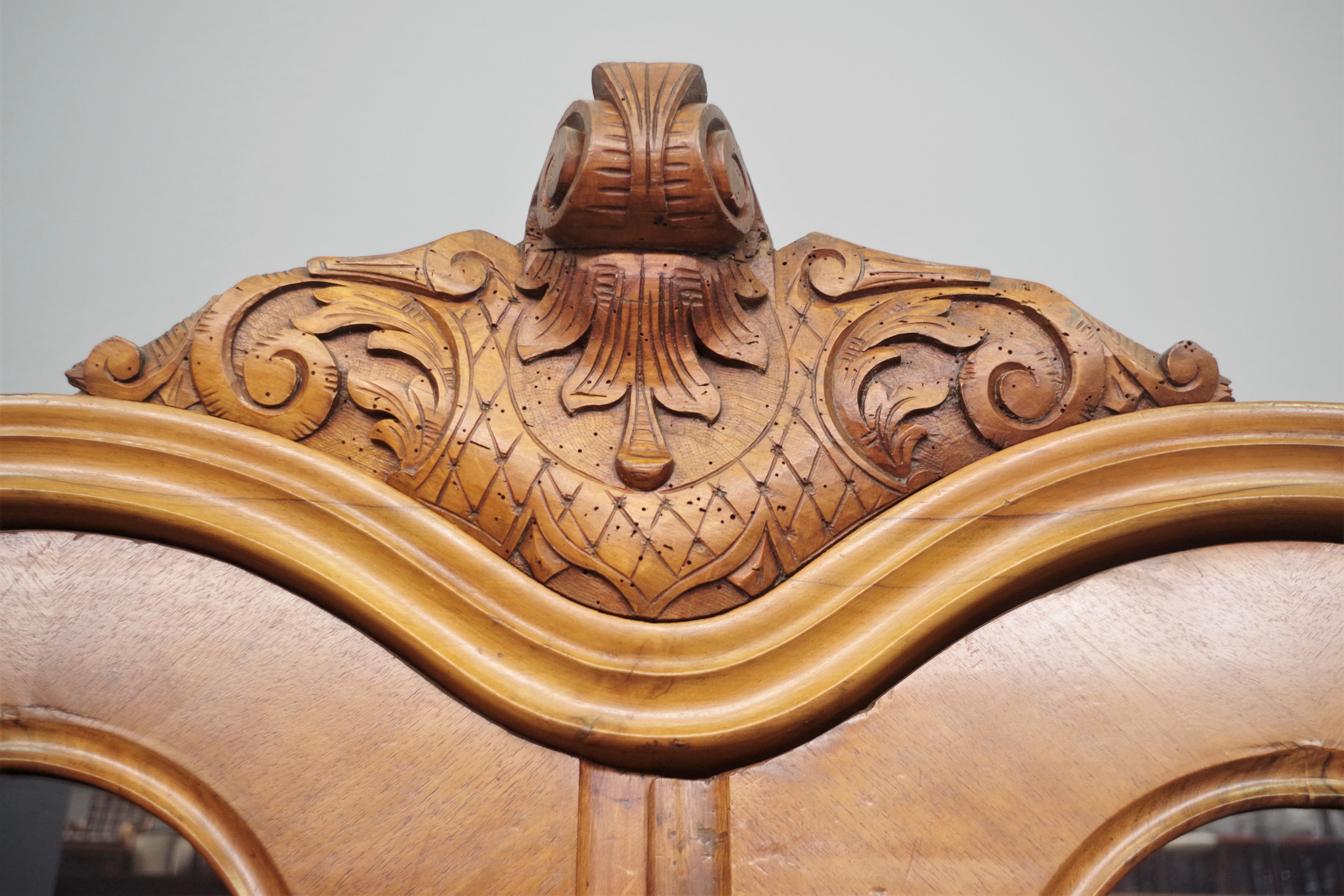 Showcase in fir wood and carved walnut, early 1900s