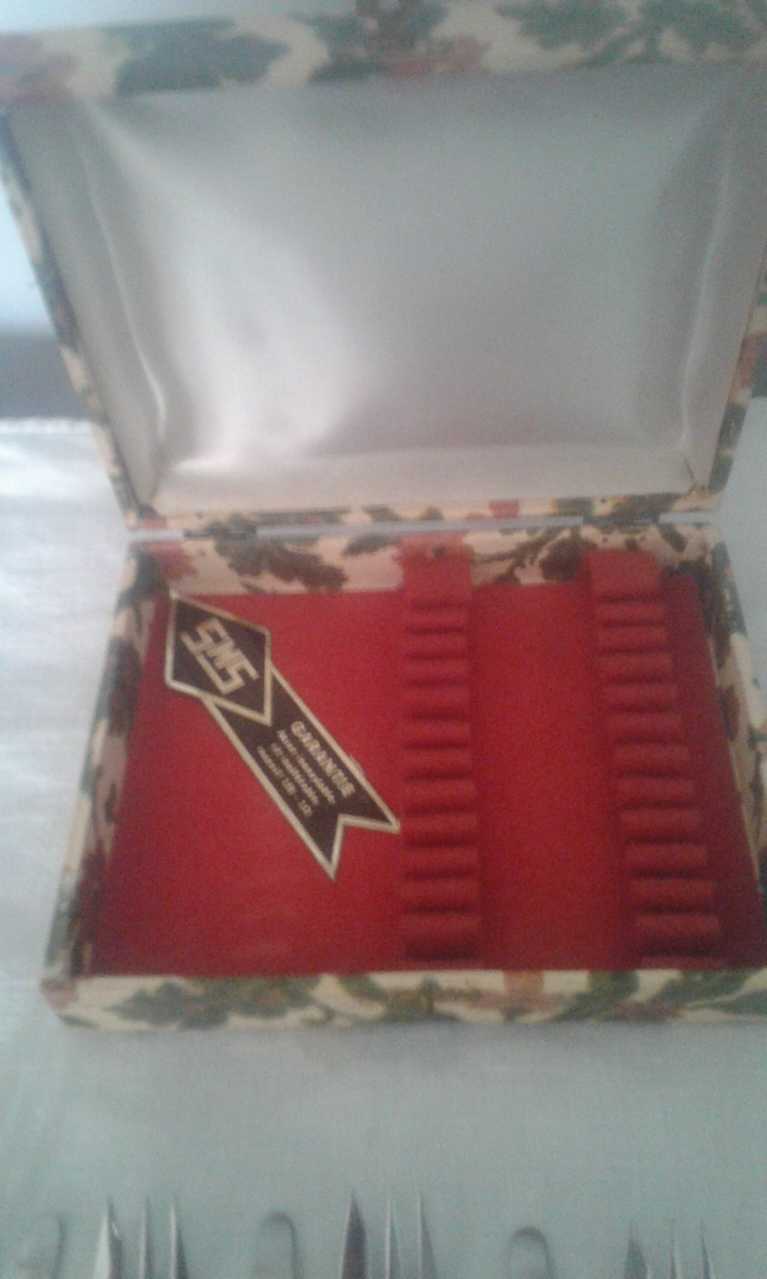 Box of 12 cake forks