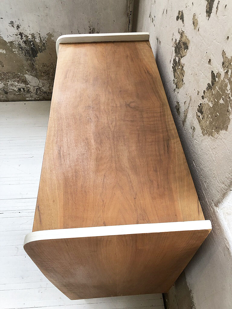 White vintage chest of drawers