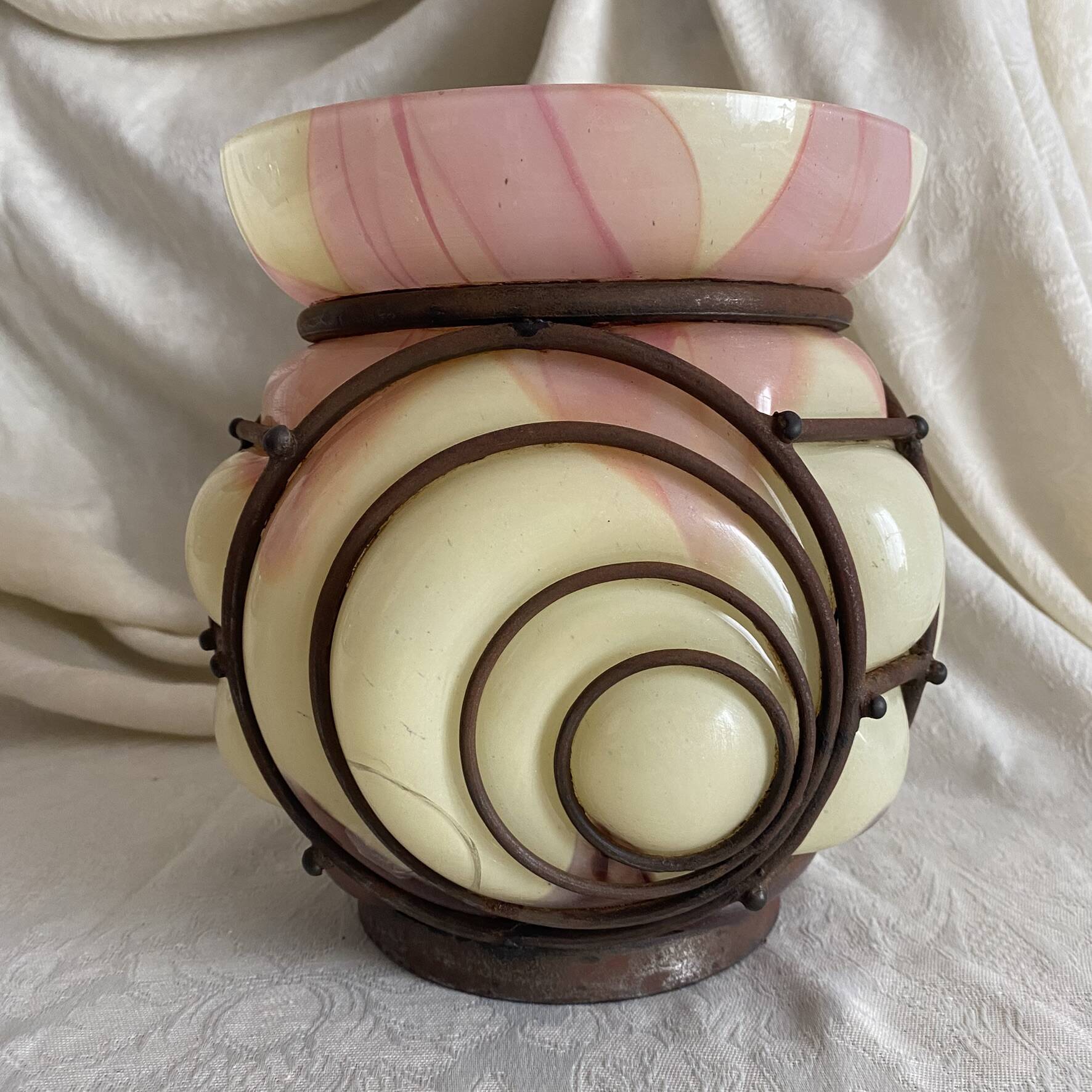 Art Deco vase in marbled glass and wrought iron, 1930s.