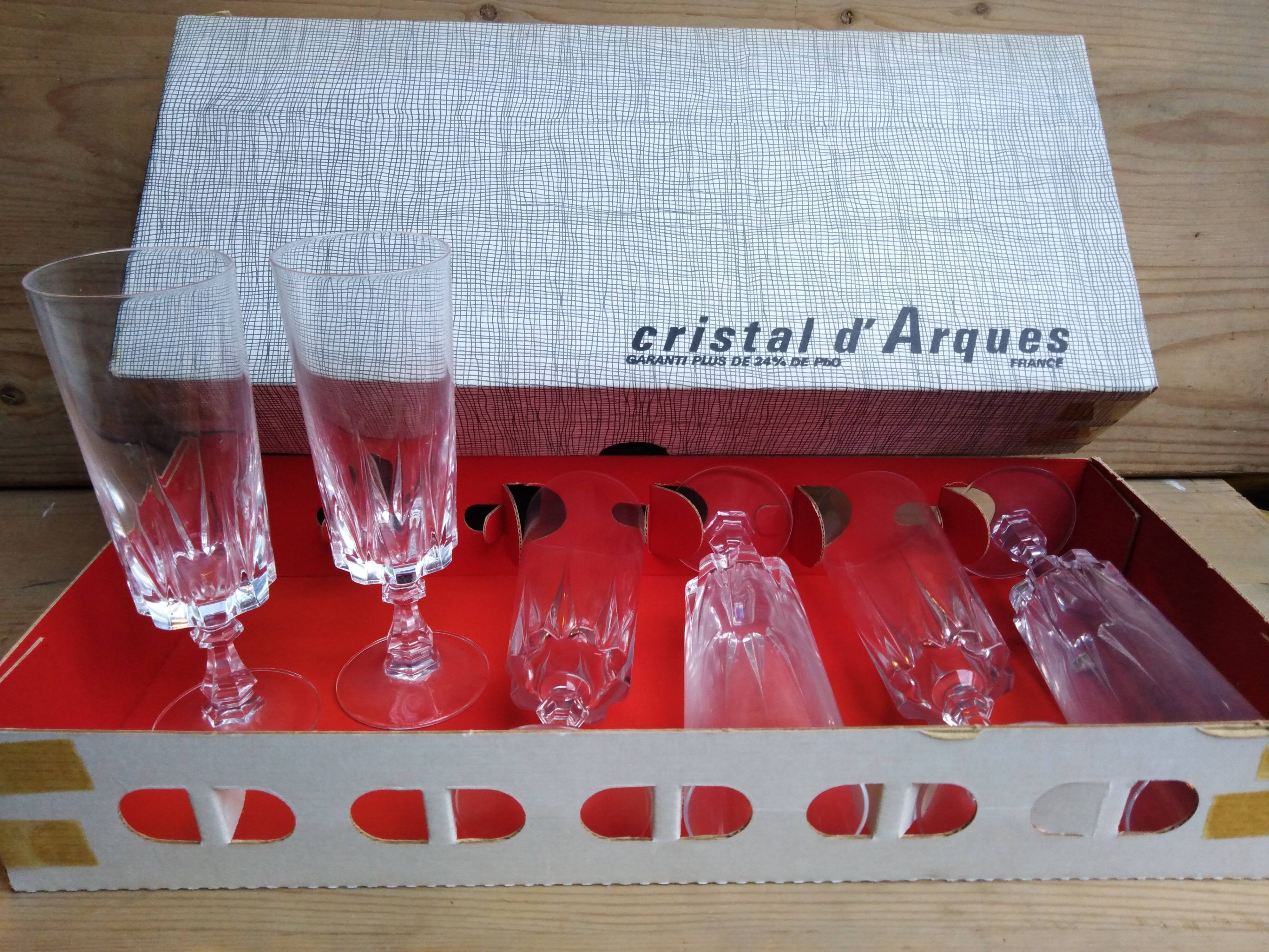 Six crystal champagne flutes