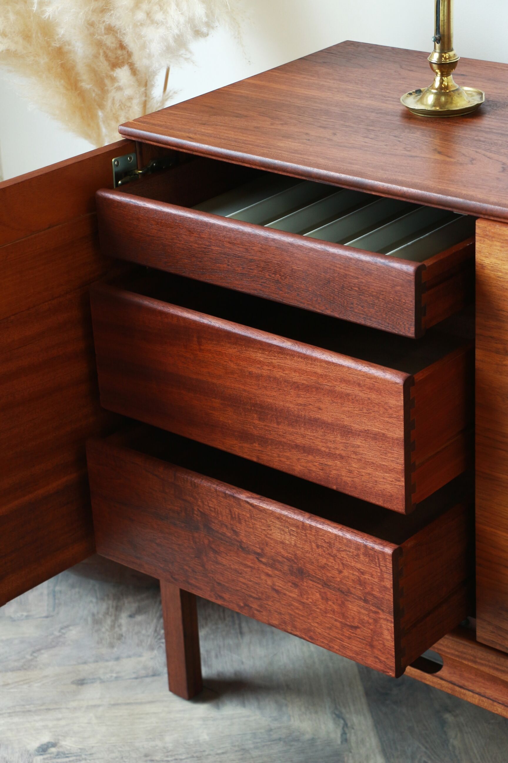 Sideboard teak and walnut 60