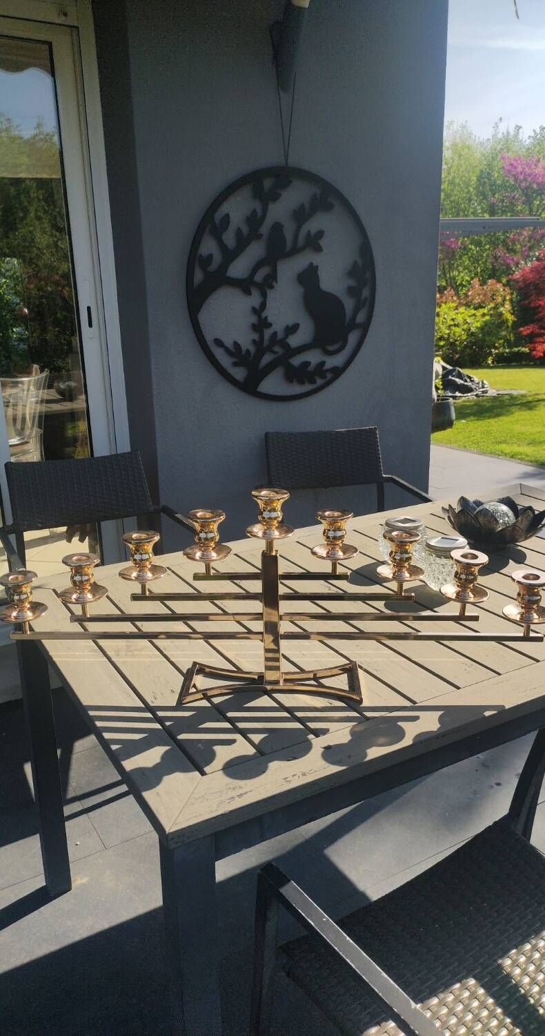 Large Aulica Menorah/Jewish Candlestick with 9 lights. In gold-plated metal.