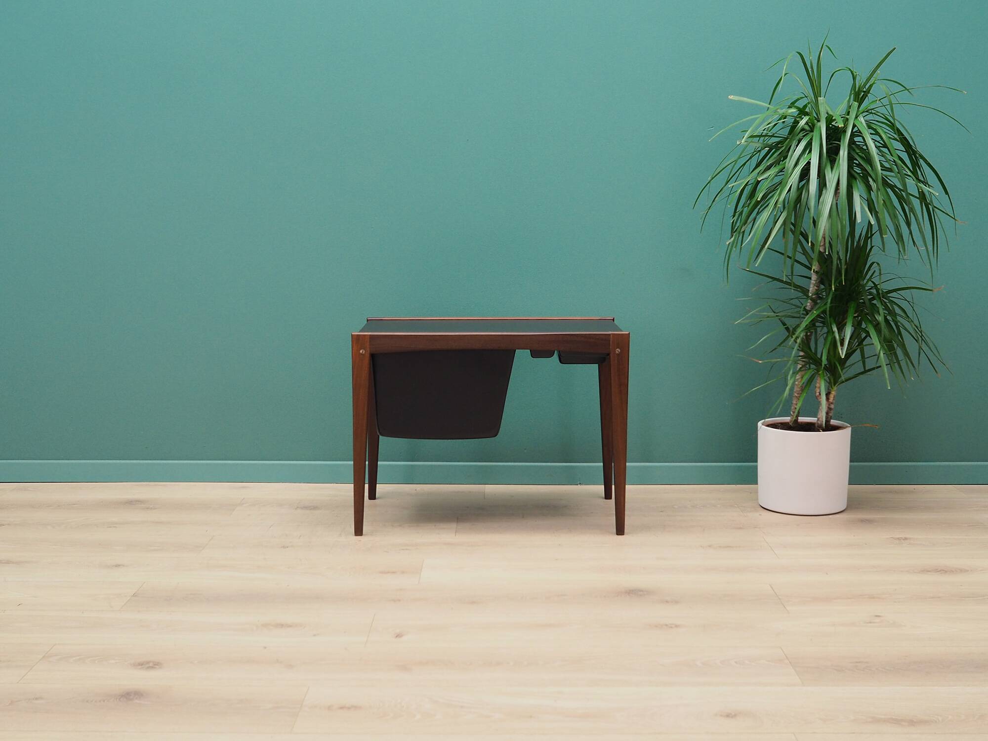 Teak sewing table, Danish design, 1960s, production: Denmark