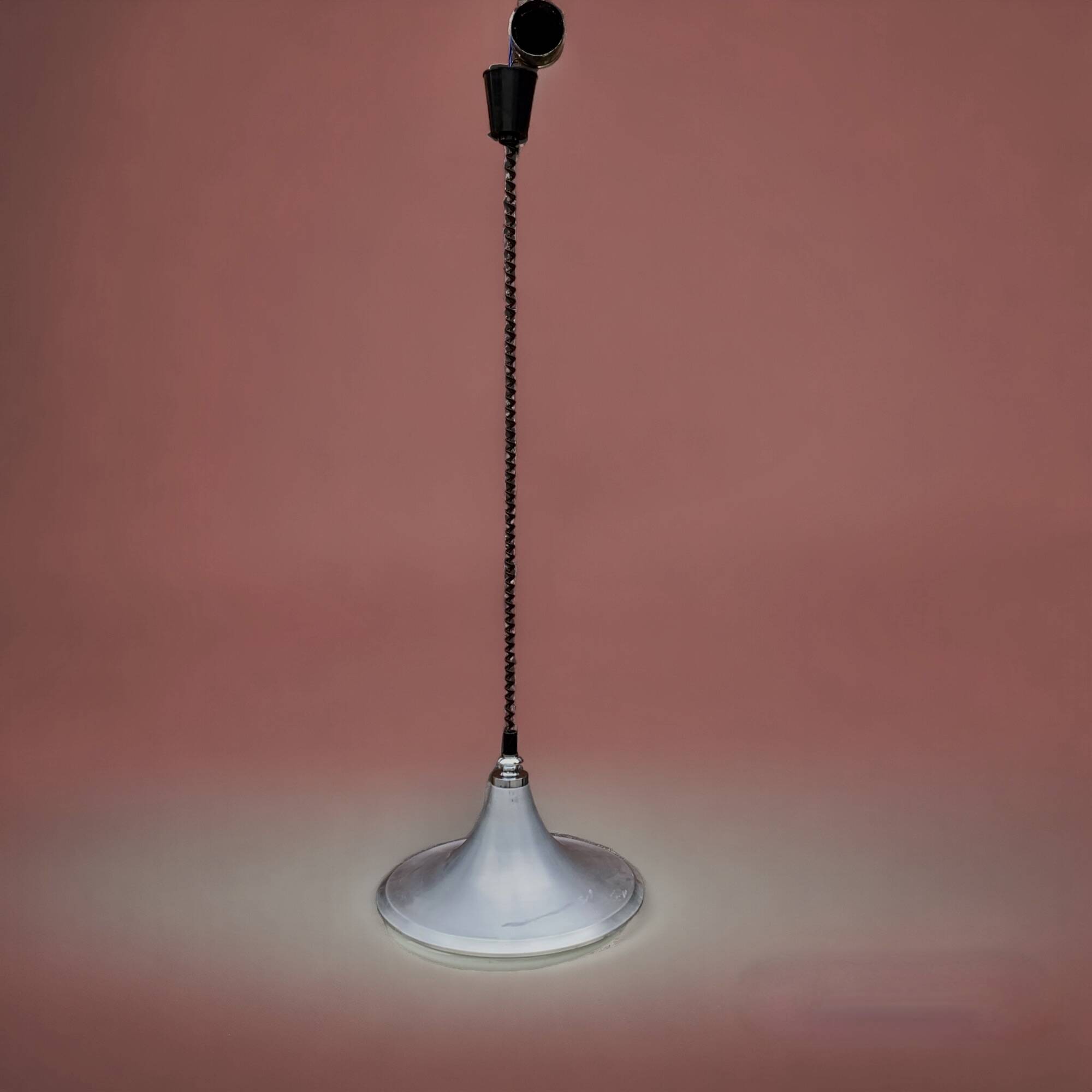 Suspension Space Age Design monte et baisse en aluminium brossé