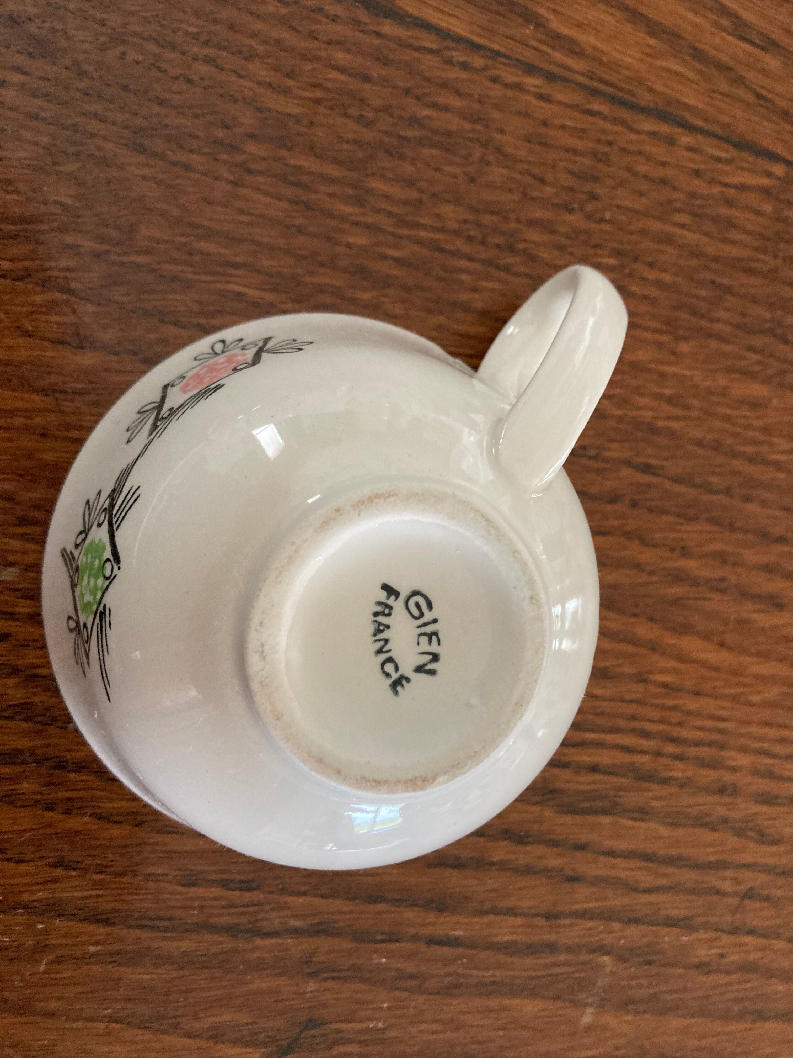 Coffee service in Gien