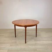 Round dining table McIntosh teak design Scandinavian 50s vintage