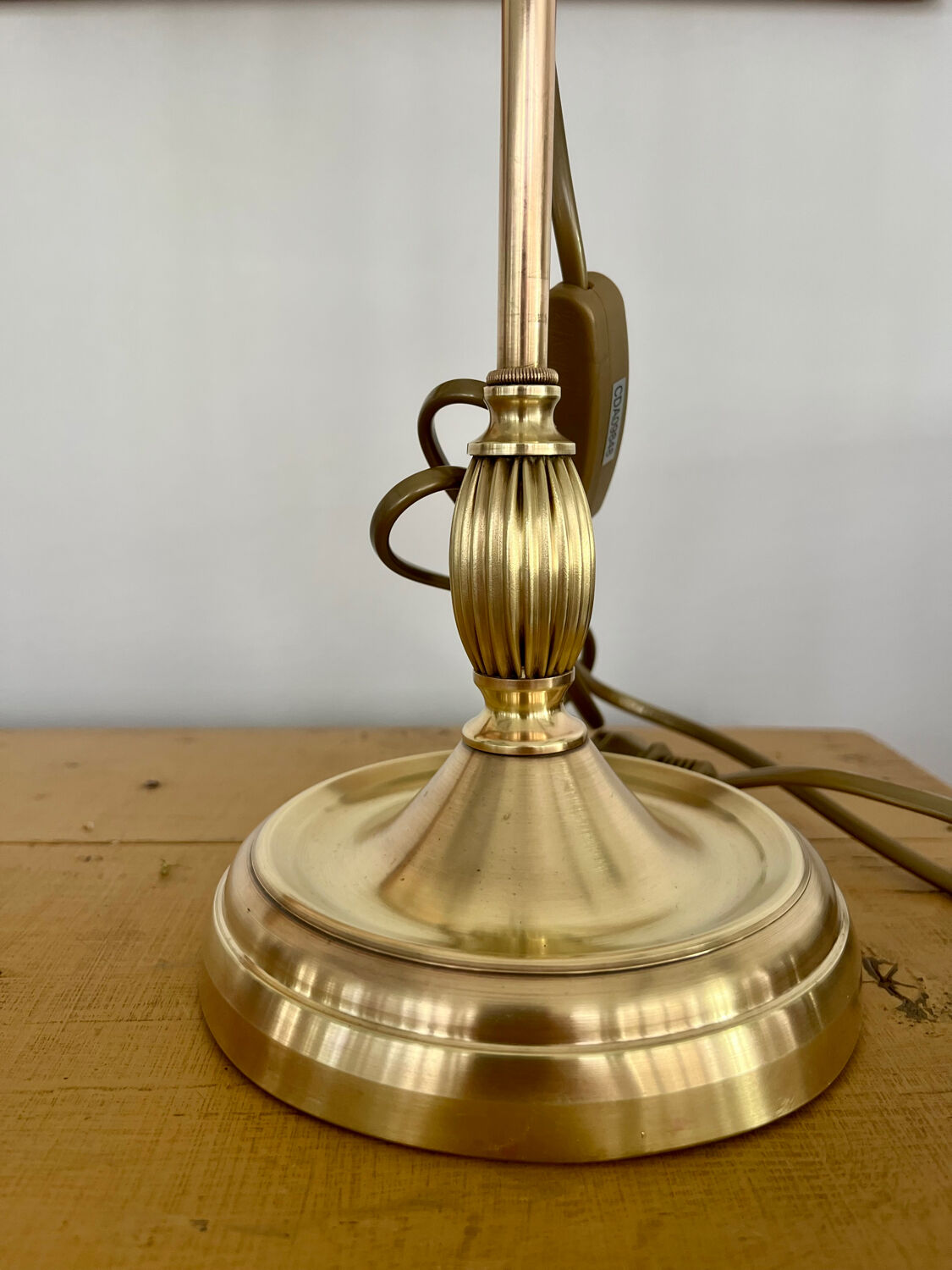 1900 adjustable swan neck lamp