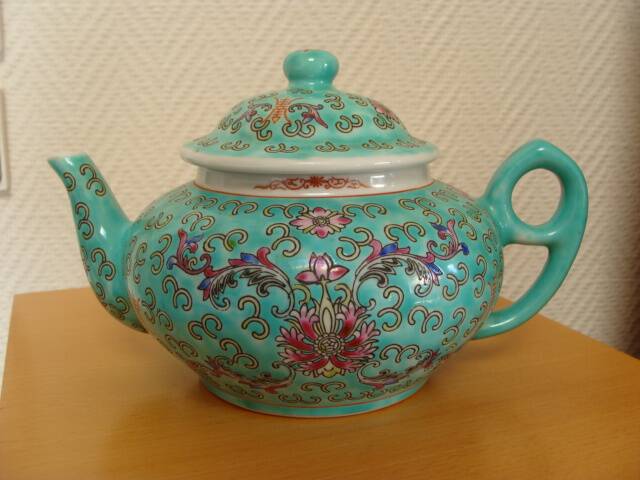 Théière chinoise porcelaine Mun Shou vintage