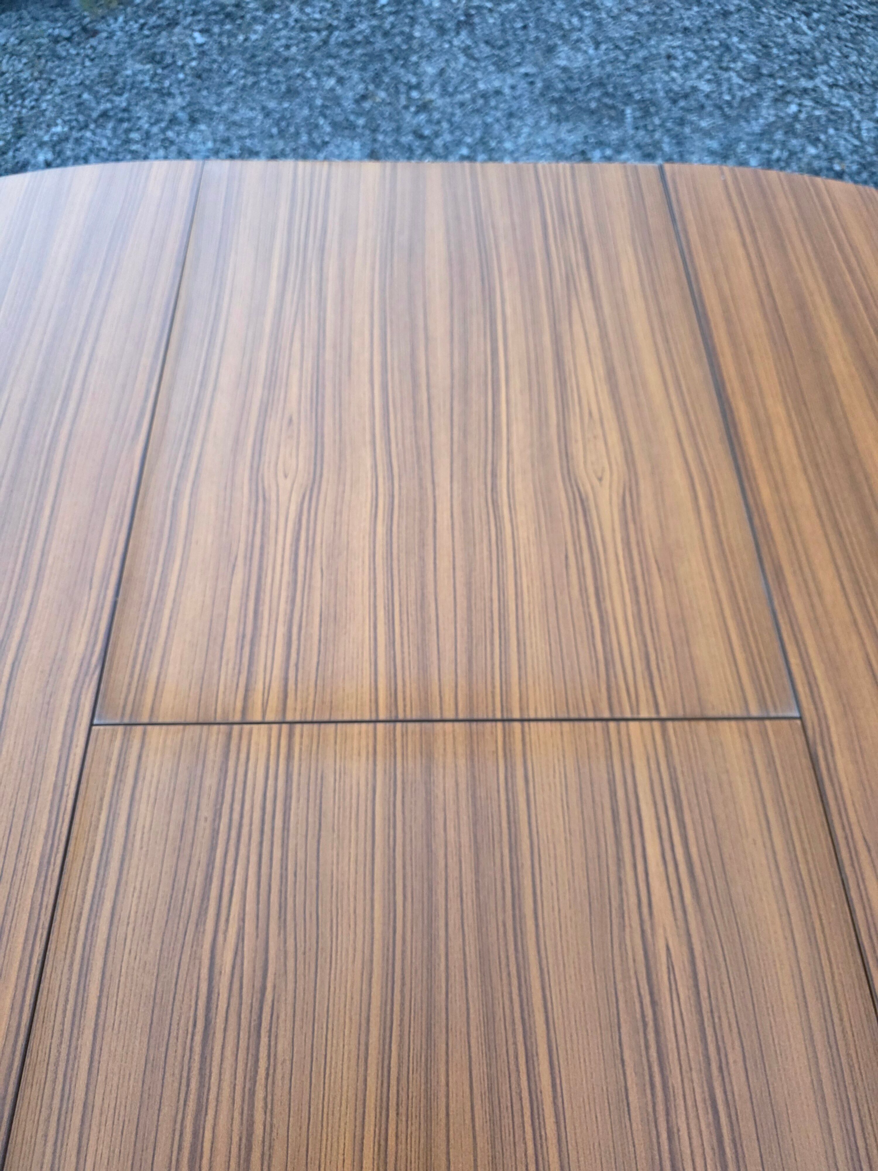 Table scandinave extensible en teck des années 60