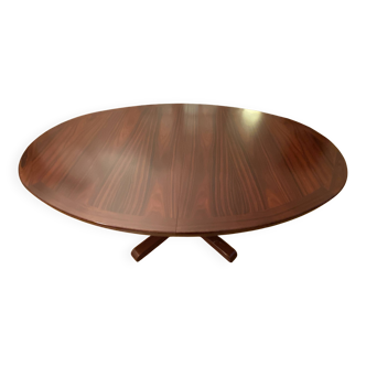Very beautiful rosewood dining table