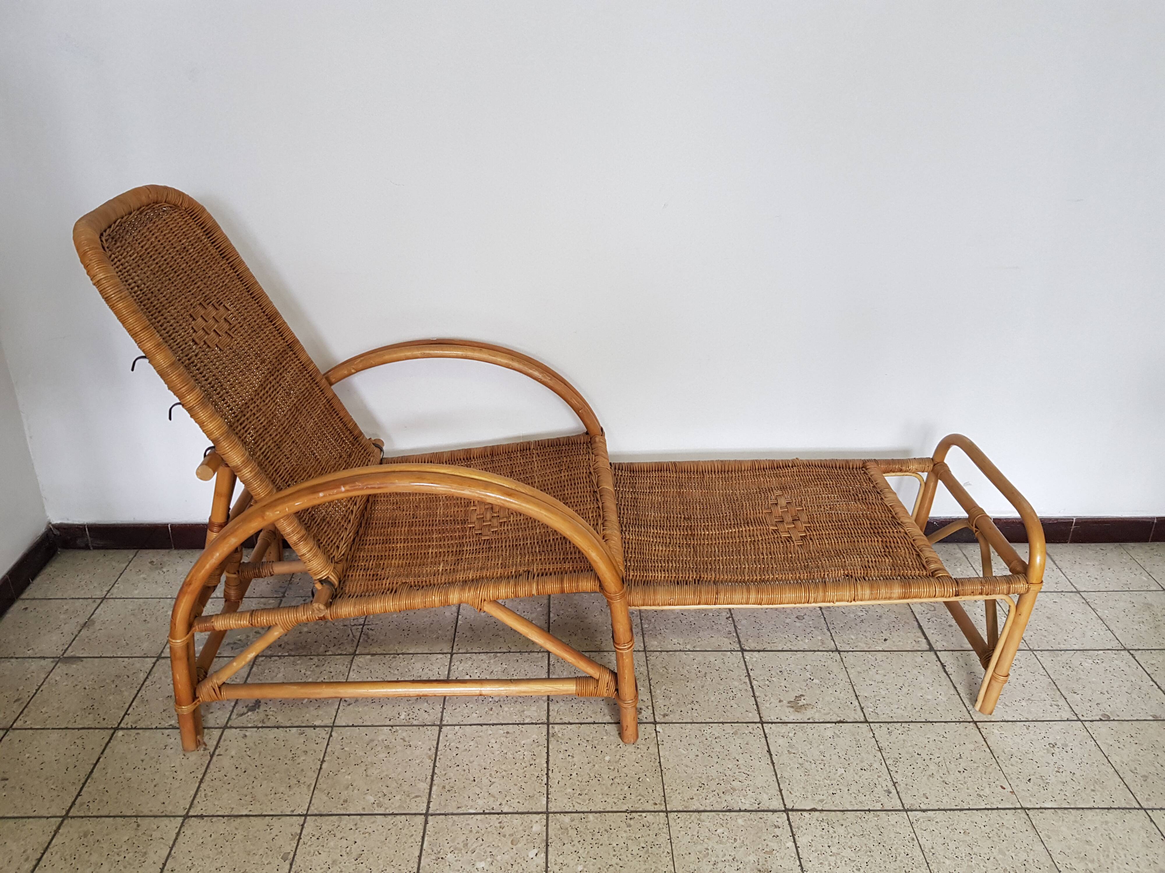 Bamboo sunbed