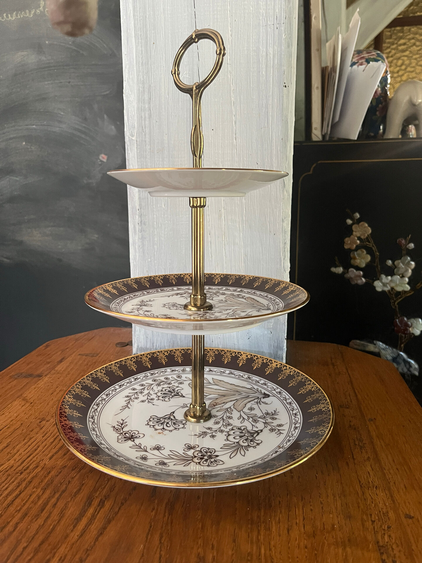 Présentoir à gâteaux en porcelaine