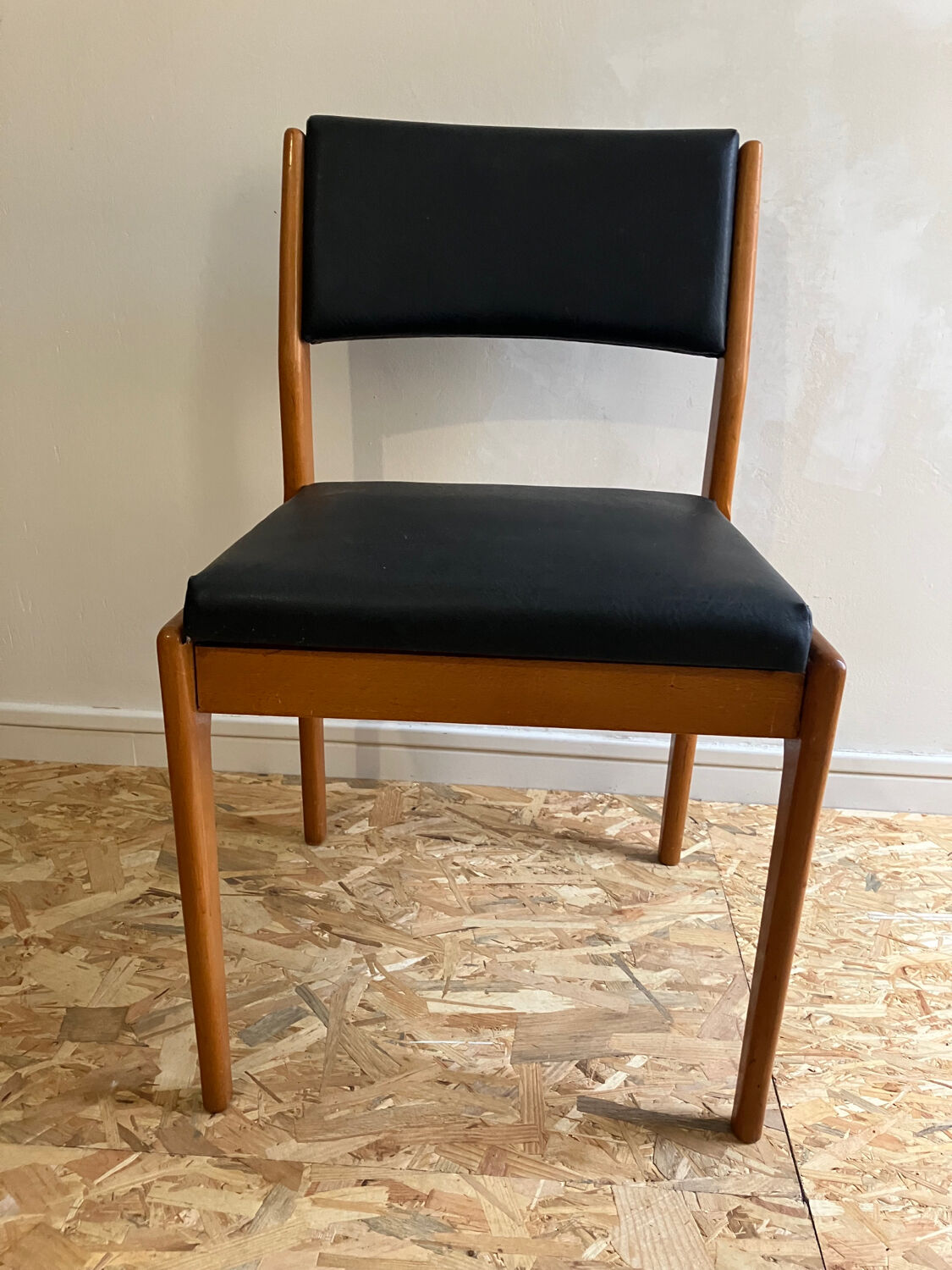 Set of 4 chairs