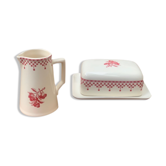 Butter maker and small jar of milk