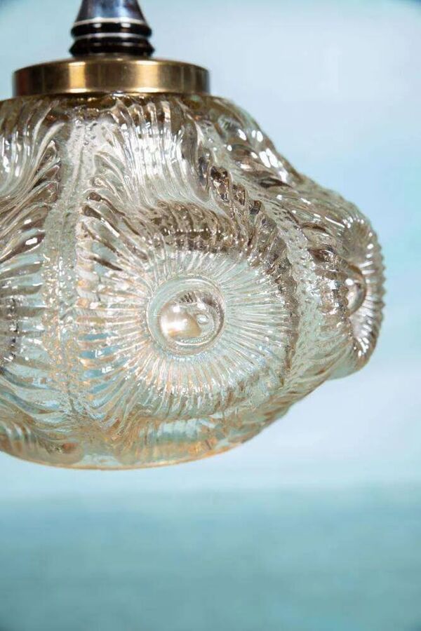 Vintage design suspension suédoise en verre des années 60, verre travaillé