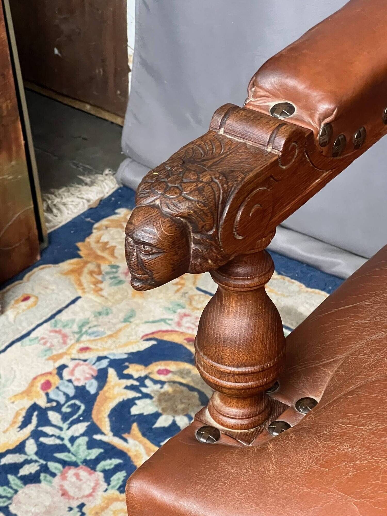Pair of Renaissance armchairs. Carved solid oak. Holland. Late 19th century.