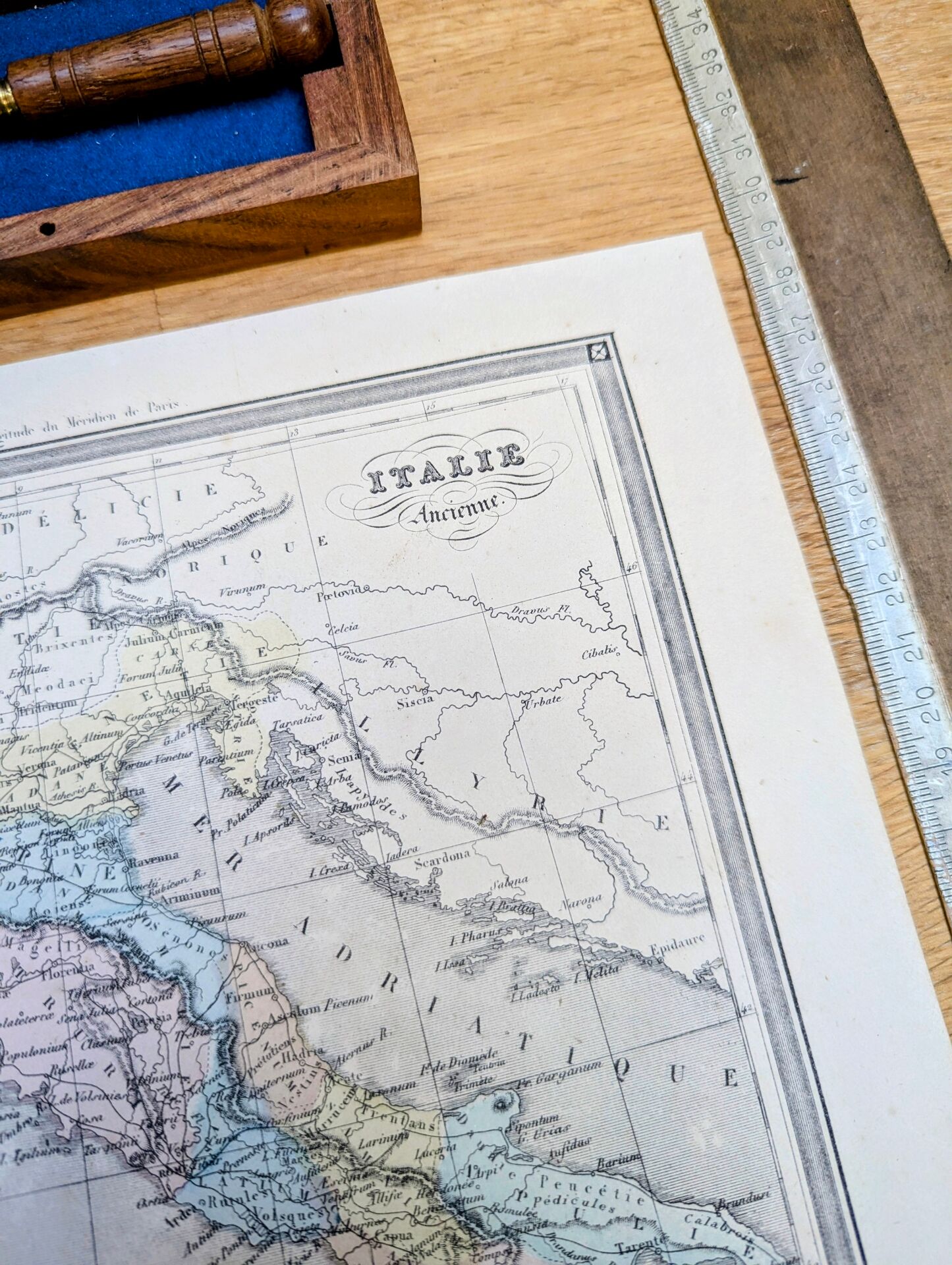 L'Italie ancienne, carte ancienne, imprimée en 1852.