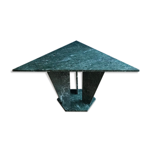 Table triangulaire en