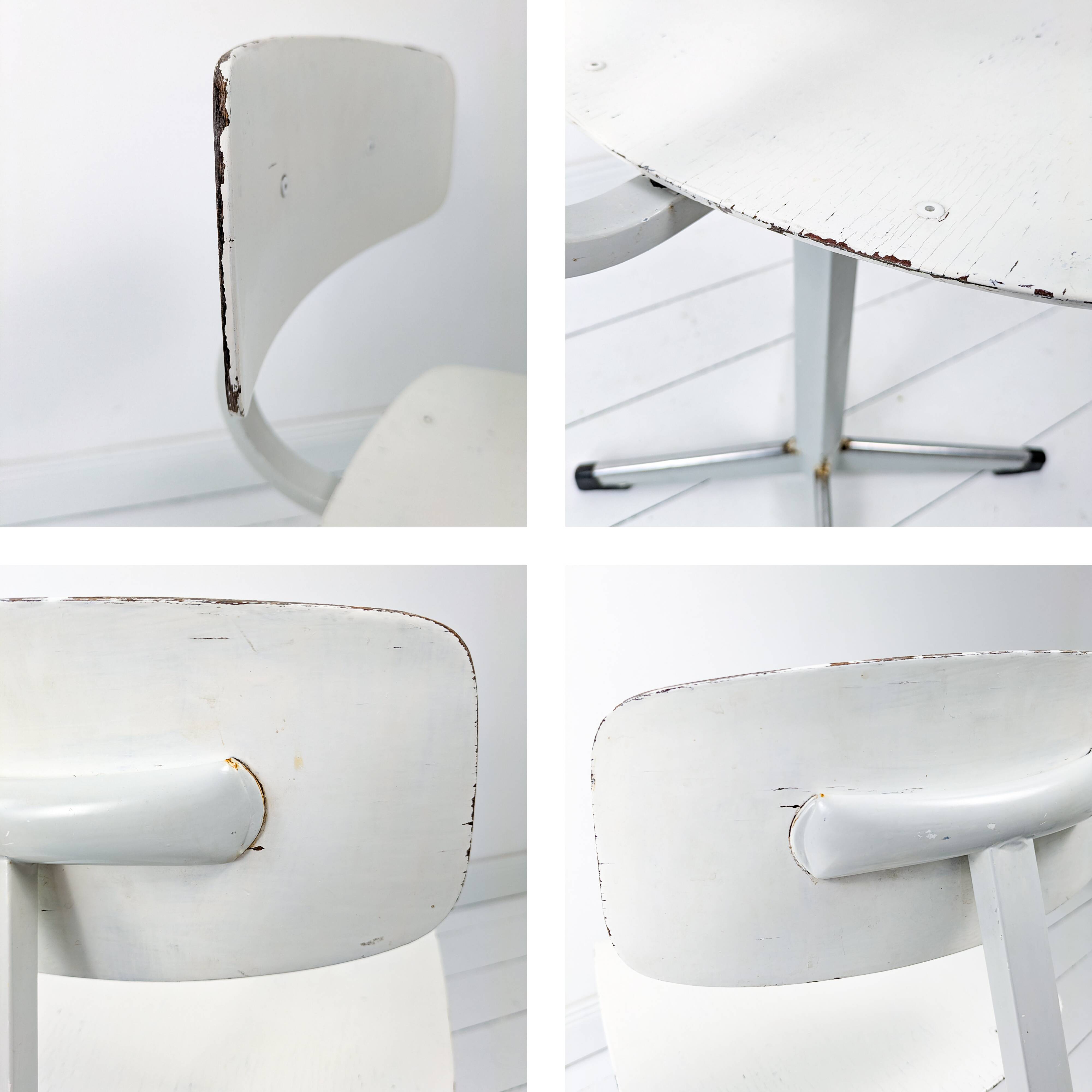 Mid Century Chaise d'école Chaise d'enfant Blanc Bois Métal Vintage Rétro C