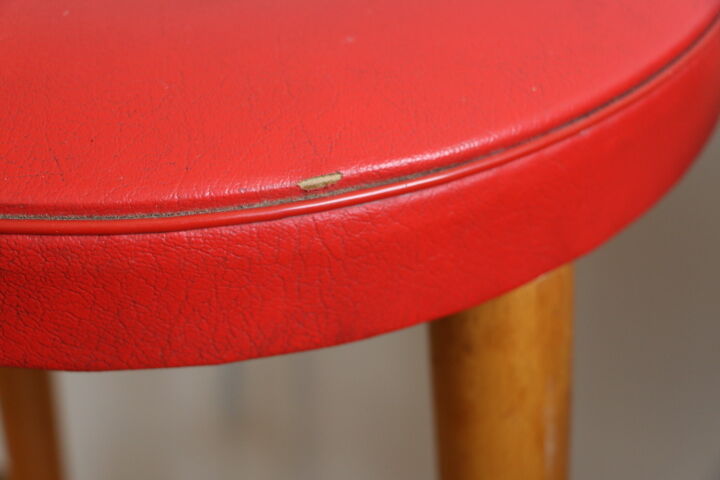 3 Baumann stools 700mm skai