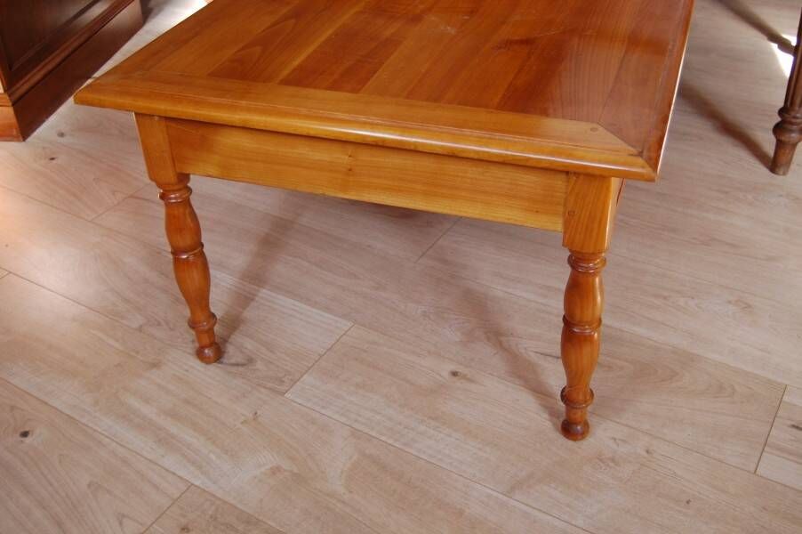 coffee table in solid cherry wood