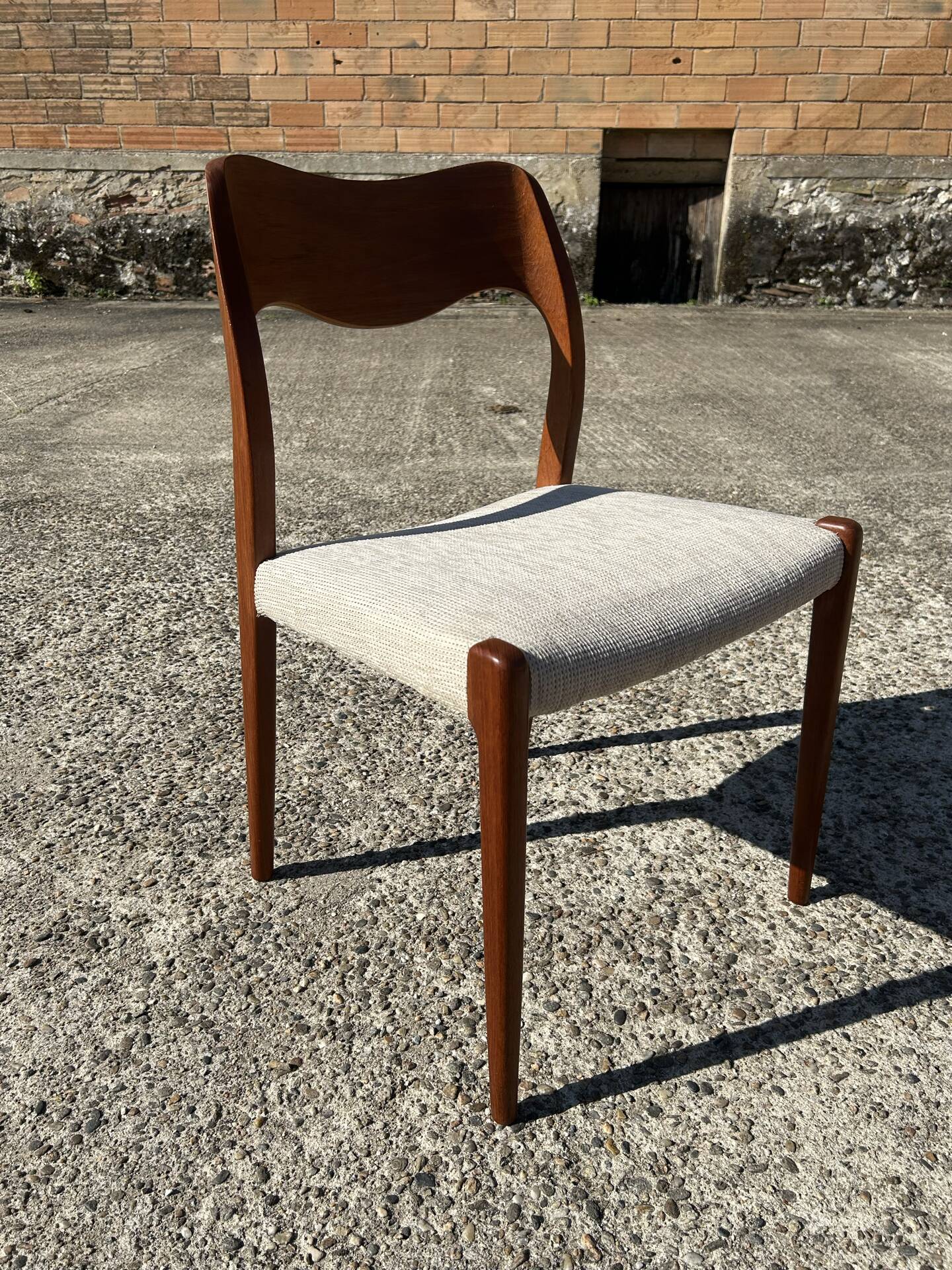 Lot of 6 teak chairs by Niels Otto Møller model 71.