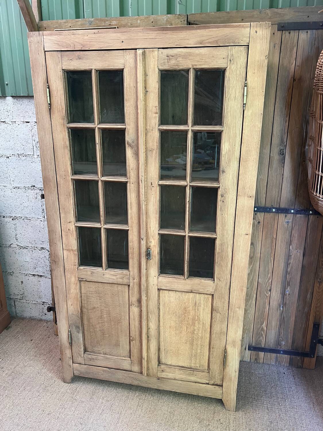 Vintage showcase