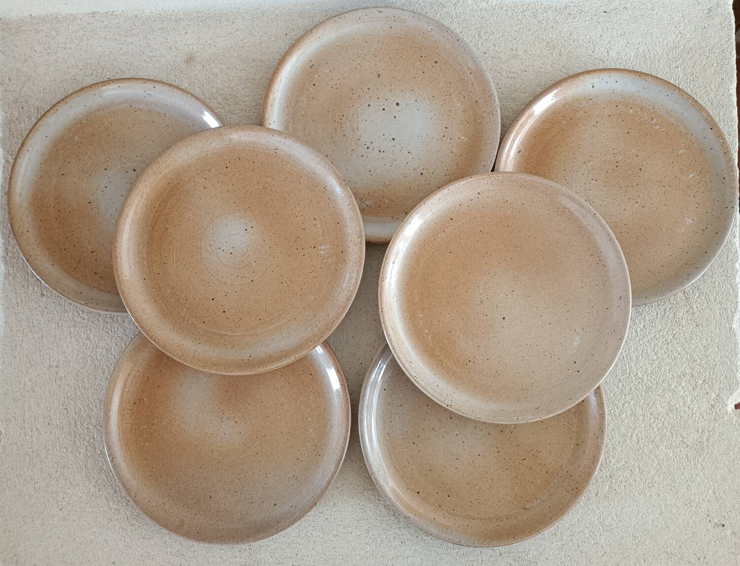 7 marsh sandstone plates