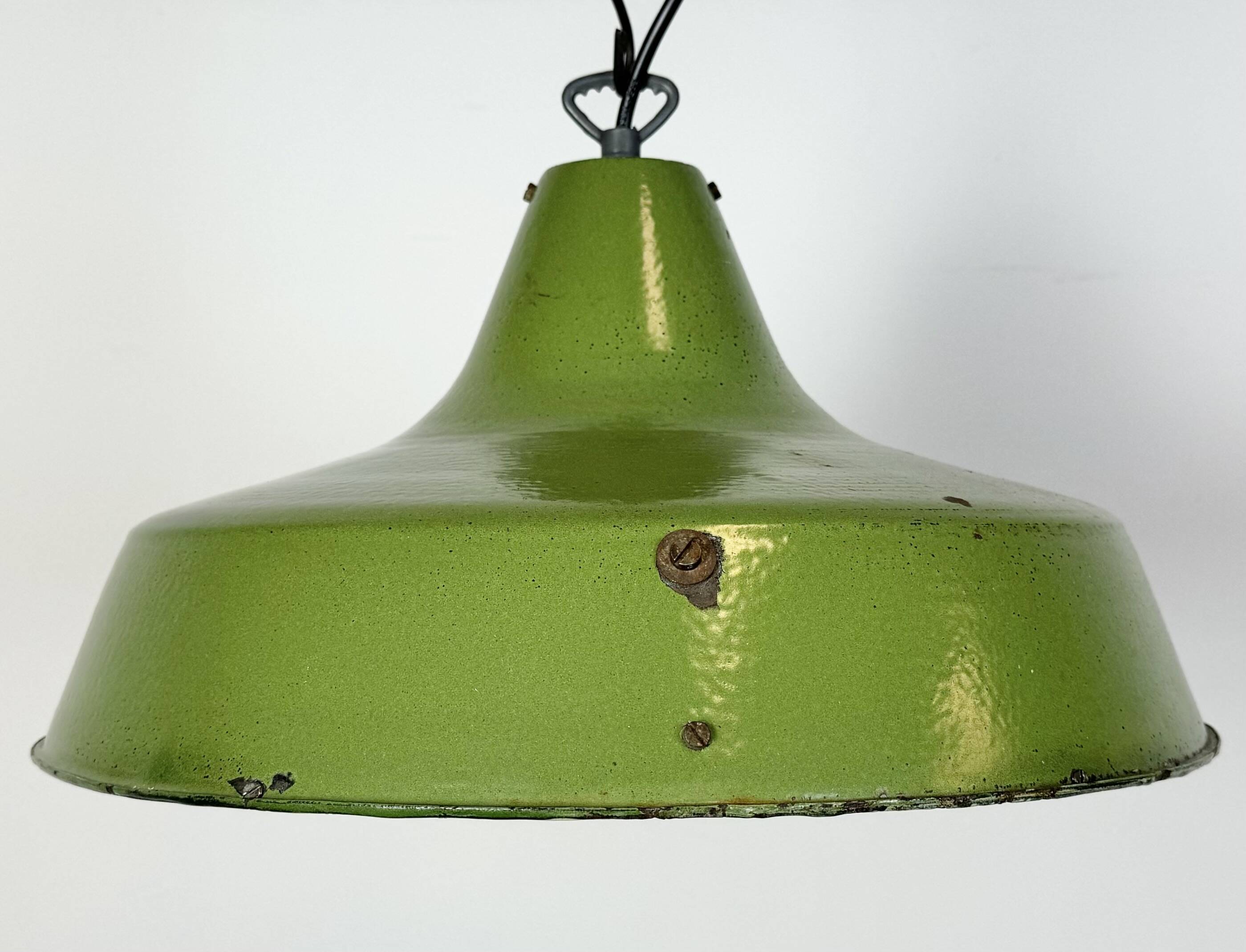 Industrial Italian Green Enamel Factory Pendant Lamp, 1960s