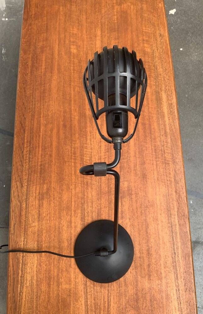 Lampe de table igloo postmoderne vintage italienne par Tommaso Cimini pour Lumina, années 1980.