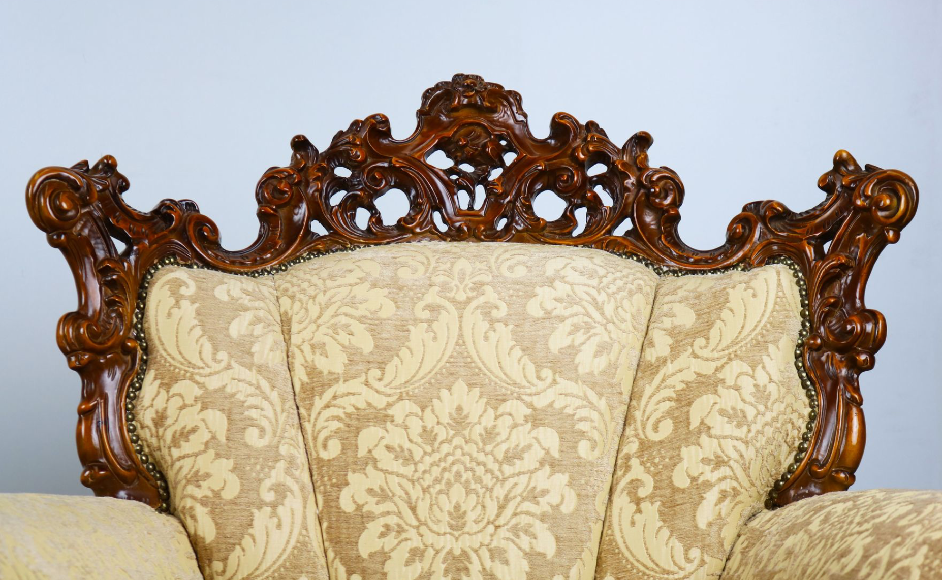 Italy's sculpted mid-century armchairs