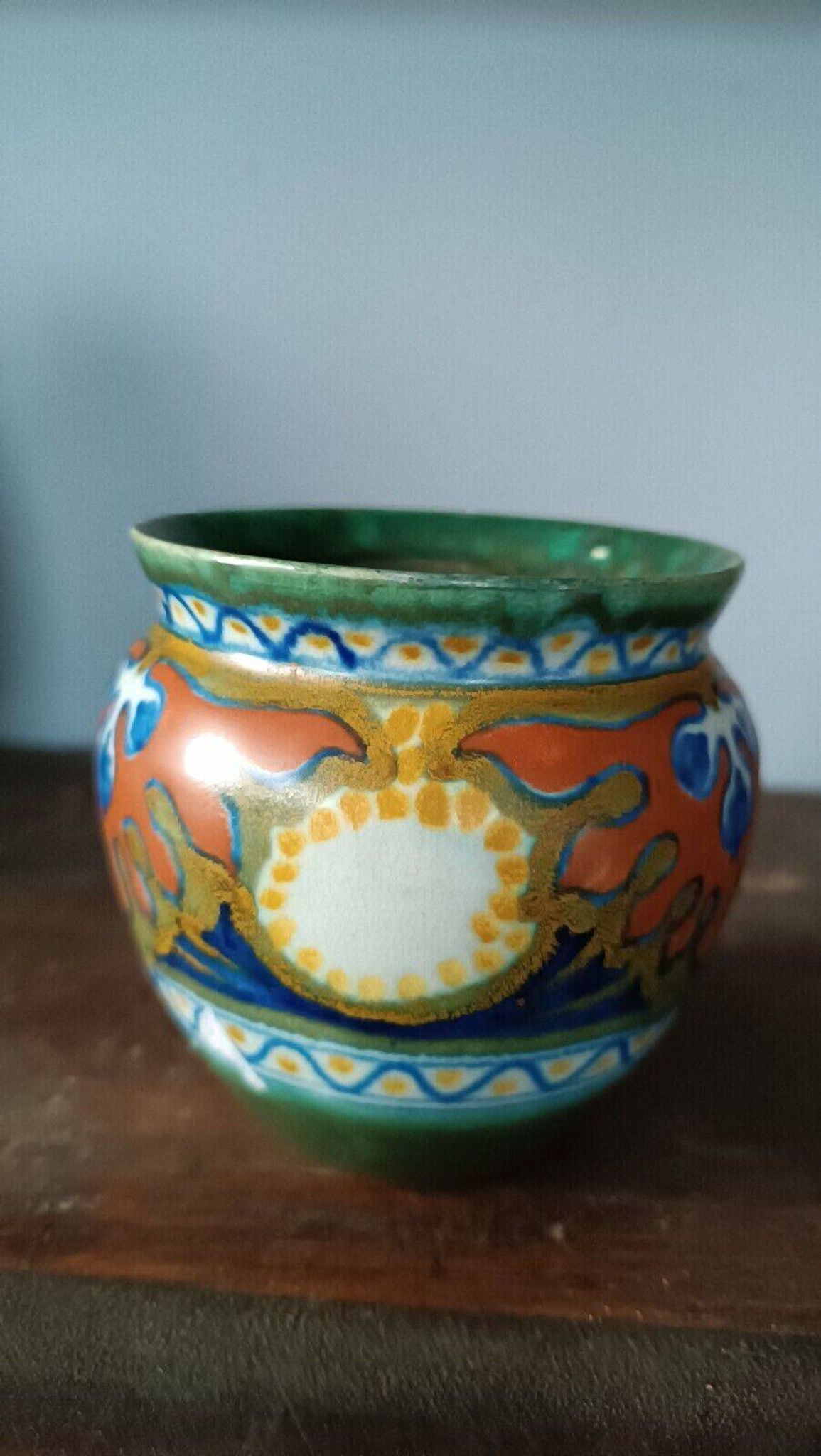 Ceramic vase manufactured by gouda liberty, landia decor