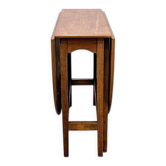 Folding table
