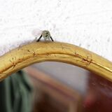 Miroir en bois doré à la feuille